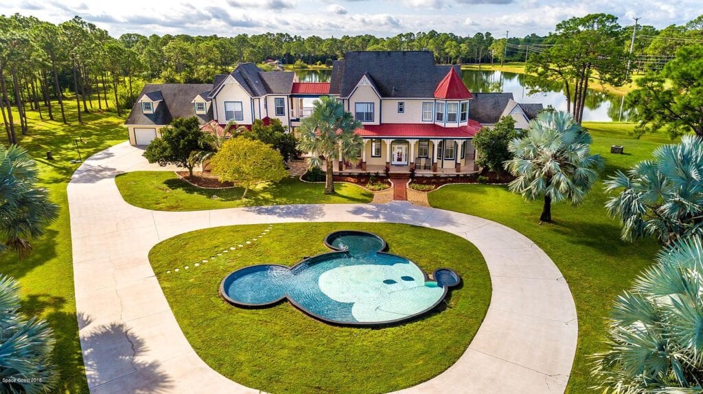 Disney Themed Mansion Florida with Mickey Mouse Shaped Pool! [Source: Zillow]