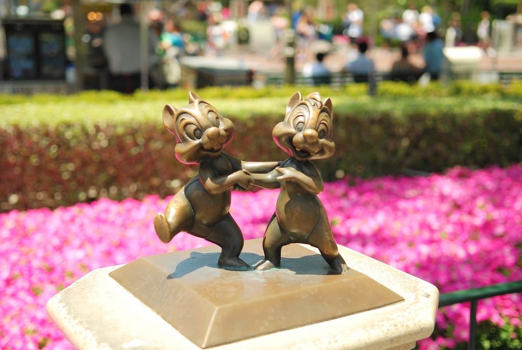 "Disneyland Bronze - Chip 'n Dale" by Denise Cross Photography is licensed under CC BY 2.0