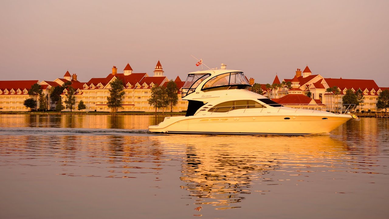 Disney World Yacht Rental, Pontoon Boats, & More Full Guide
